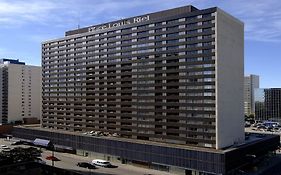 Place Louis Riel Hotel Winnipeg